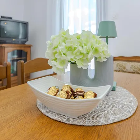 2 Bedroom Stunning In Appartamento