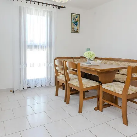 2 Bedroom Amazing In Vir